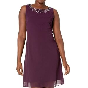 Women's  Sleeveless Chiffon  Dress with Beaded Neck  NWOT Size 8